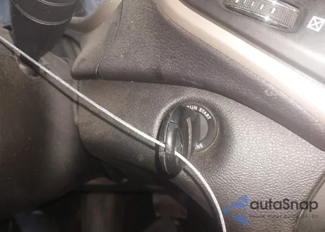 2015 Jeep Cherokee Latitude z USA, uszkodzony, nr VIN 1C4PJLCB7FW683637